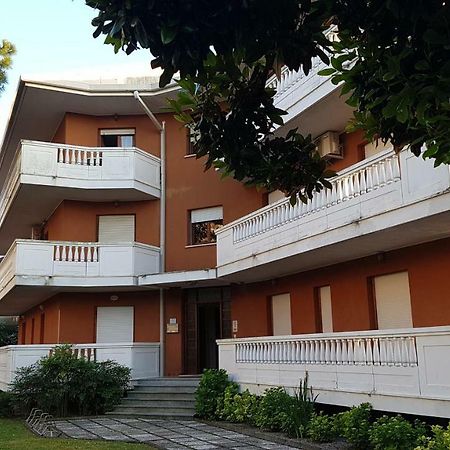 Appartamento Magnolia لينانو سابيادورو المظهر الخارجي الصورة